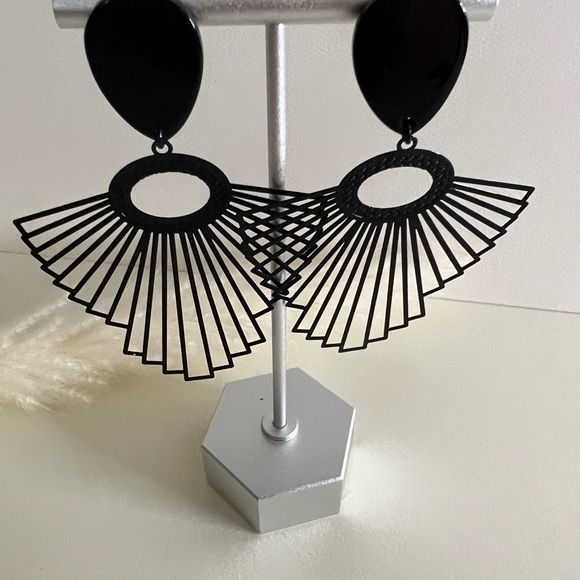 All Black Classic Art Deco Statement Earrings - Trendy Stylish Earrings - Picture 9 of 13